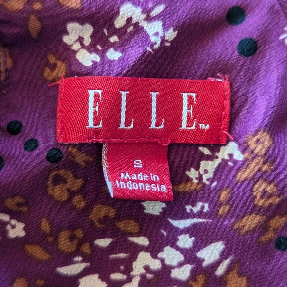 Elle Women's Small Burgundy Floral Blouse Top Office Feminine Ruffled sleeves - Picture 5 of 6